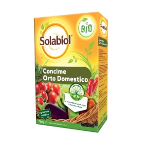 Solabiol Concime biologico per orto, confezione con pomodori, peperoni e melanzane.