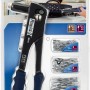 Rivettatrice Rapid RP10 con 100 rivetti di diverse dimensioni.