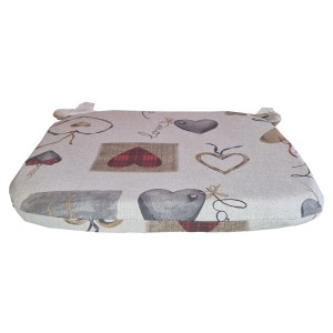 Cuscino per sedia con motivo a cuore. Comodo cuscino per un maggiore comfort.