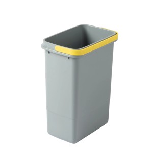 Cestino t.b.t. grigio con bordo giallo per rifiuti domestici.