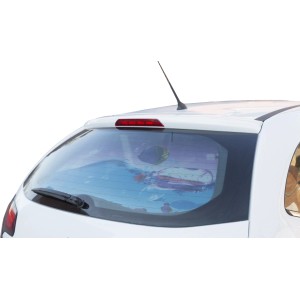 Lunotto posteriore auto con pellicola decorativa, accessorio interno auto.
