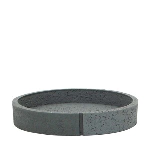 Vassoio portaoggetti grigio per accessori bagno, forma rotonda, effetto cemento.