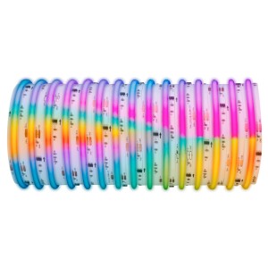 Strisce LED multicolore arrotolate per un'illuminazione flessibile.