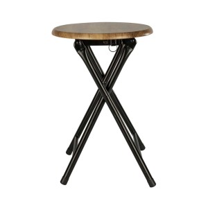 Sgabello da bagno pieghevole con piano rotondo in legno e struttura in metallo nero.