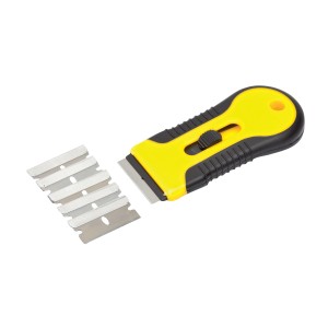 t.b.t. con manico giallo e nero e lame di ricambio per muratura e piastrellatura.