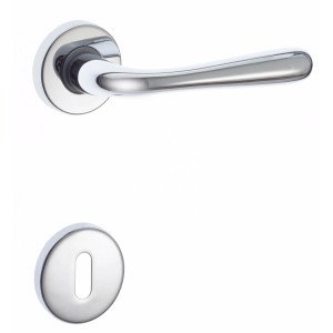 Set maniglia per porta t.b.t. cromata, ideale per porte interne.