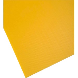 Lastra in plastica gialla t.b.t., ideale per diverse applicazioni interne ed esterne.