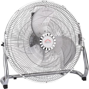Ventilatore t.b.t. argentato con corpo in metallo e tre pale.