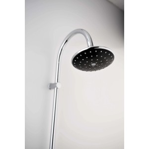 Colonna doccia t.b.t. con soffione nero e rubinetteria cromata.