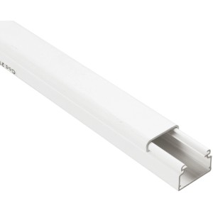 Canalina bianca per cavi in ambienti umidi per installazione elettrica.