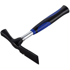 Martello da muratore LUX 600g con manico ergonomico per un lavoro confortevole.