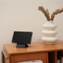 Monitor Ezviz con batteria (17,78 cm) per videosorveglianza, su mobile in legno.