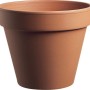 Vaso da fiori in terracotta marrone per piante da giardino o da interno.