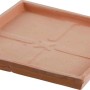 Sottovaso quadrato in terracotta per vasi da fiori.