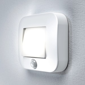 Luce notturna a LED Nightlux bianca di Ledvance con sensore di movimento per corridoio.