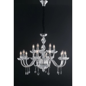 Elegante lampadario in cristallo con dodici luci per un'illuminazione di stile.