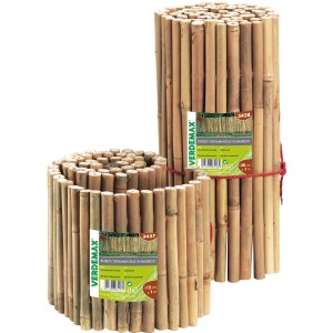 Bordura per aiuole in bambù di t.b.t., arrotolata e confezionata.