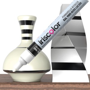 Pennarello ritocco Iriscolor RAL 9005 Nero Lucido per ritocchi colore.