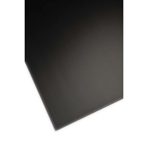 Pannello in plastica nero t.b.t. con superficie rigata.