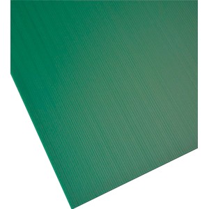 Lastra in plastica verde t.b.t., ideale per coperture e rivestimenti.