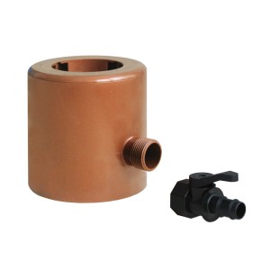 Contenitore in plastica marrone con rubinetto nero per coperture plastiche e lastre alveolari.