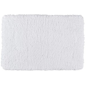 Tappeto da bagno bianco rettangolare con superficie soffice.