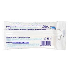 Confezione di salviette umidificate, adatte alla pulizia. Categoria: Detergenti.