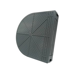 Accessorio grigio per tapparelle t.b.t. con superficie ruvida.