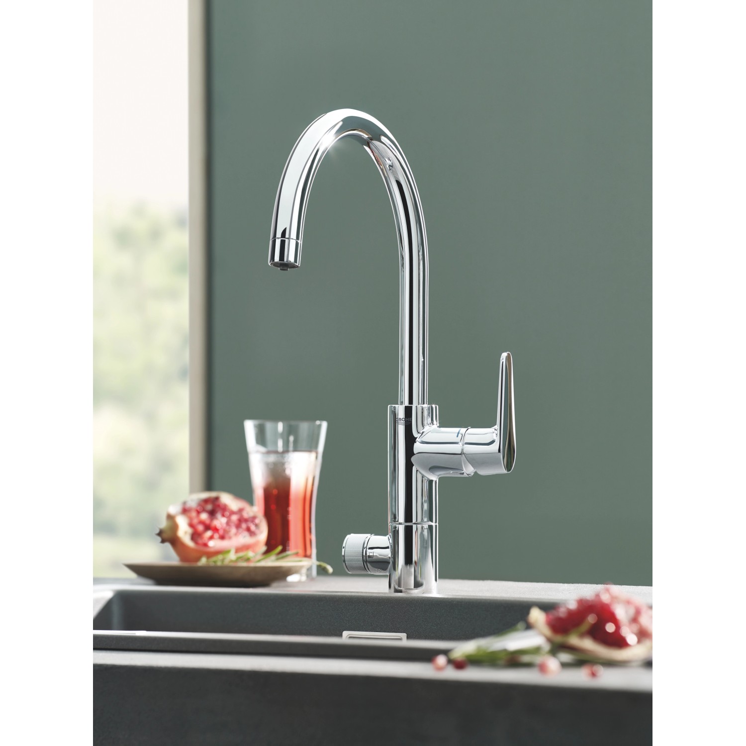 Grohe Blue Pure BauCurve starter kit miscelatore monocomando con finitura cromata per acqua filtrata.