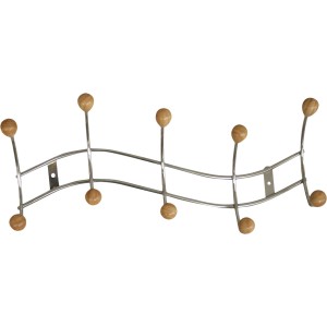 Appendiabiti da parete con sette pomelli in legno e struttura in metallo cromato.