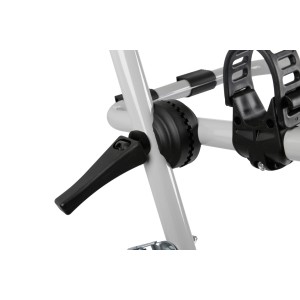 Dettaglio di un portabiciclette per un trasporto sicuro.