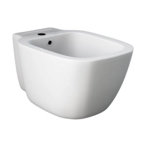 Bidet t.b.t. bianco sospeso per il bagno.