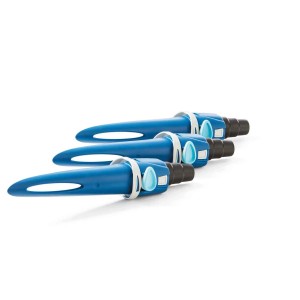 Accessorio blu per sistema di irrigazione t.b.t. per il giardino.