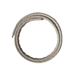 Tubo isolato per condizionatore d'aria arrotolato.