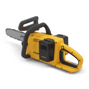 Motosega a batteria Stiga CS 300e gialla con batteria e lama. Ideale per il giardinaggio.