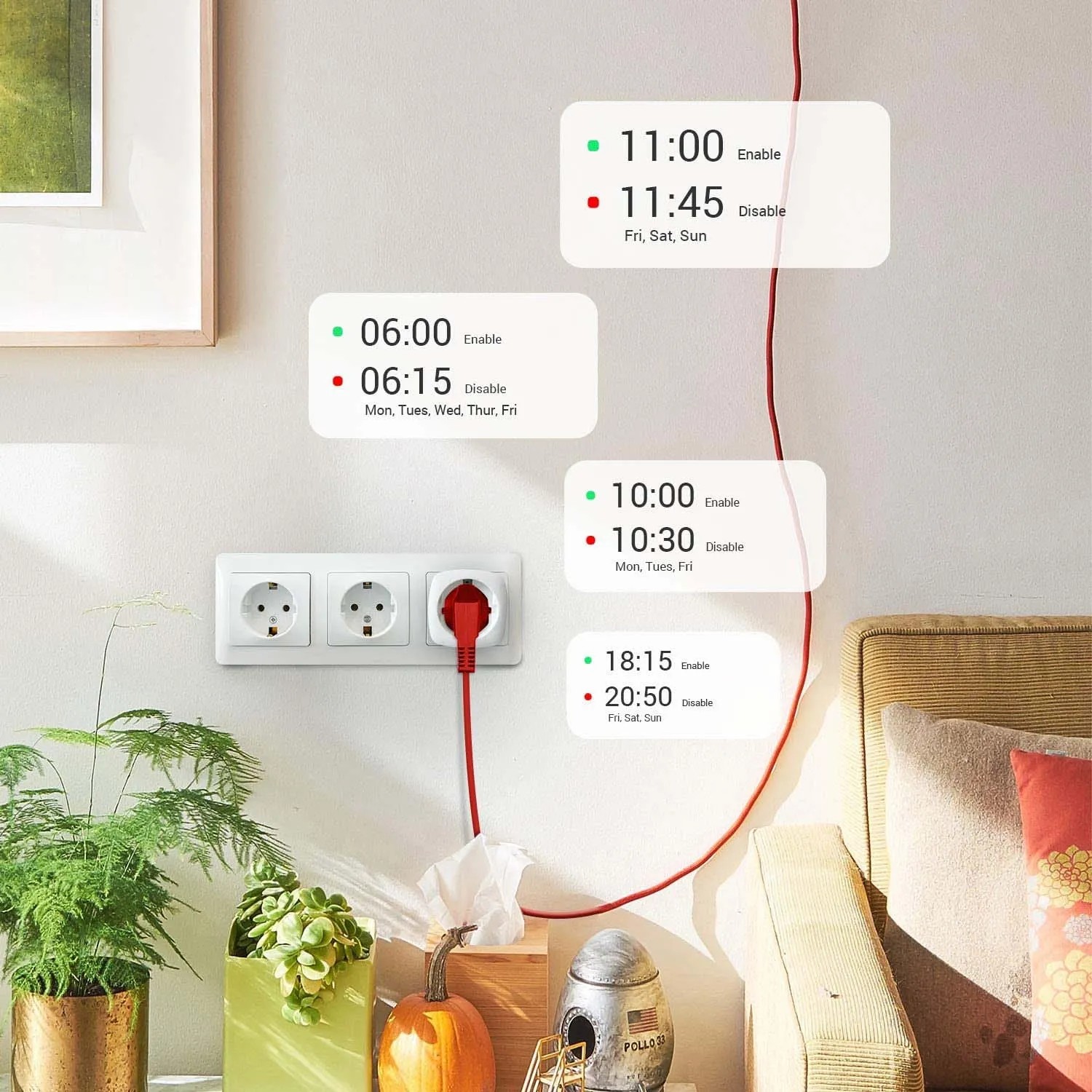 Presa smart con funzione timer e cavo rosso in un ambiente domestico.