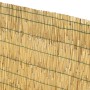 Dettaglio di una stuoia di canna naturale, ideale come frangivista e paravento.