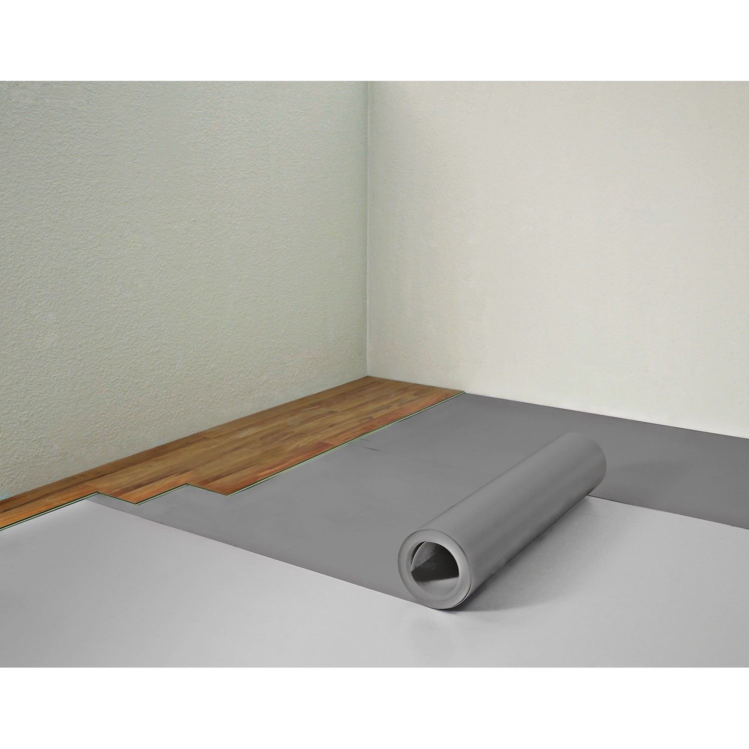 Sottopavimento grigio Basic per parquet e laminato (1,6 mm, 20 m²) arrotolato sul pavimento.