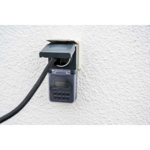 Timer settimanale digitale IP44 brennenstuhl® per uso all`aperto