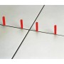 Cunei per piastrelle LUX Classic 5 mm tra piastrelle bianche per fughe uniformi.