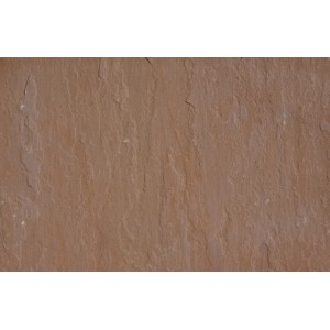 Primo piano di una piastrella per esterni t.b.t. marrone con una leggera texture.