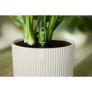 Vaso per fiori Elho Vibes Fold, Ø 18 cm, bianco seta, con texture a coste. Ideale per piante da interno.