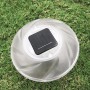 Flowclear Lampada solare a LED per piscina, illuminazione galleggiante con pannello solare su prato.