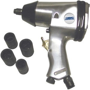 Avvitatore a impulsi pneumatico con bussole, accessori per compressori.