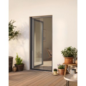 Zanzariera bianca tesa® Insect Stop Premium per porta-finestra con telaio scuro.