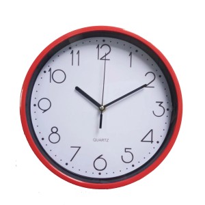 Orologio da parete con cornice rossa, quadrante bianco e numeri neri.