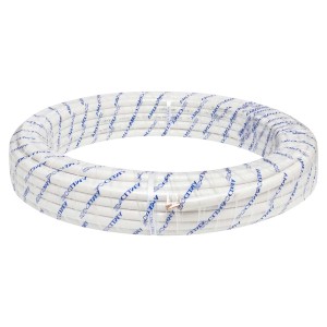 Filo di rame arrotolato, avvolto in un foglio bianco.