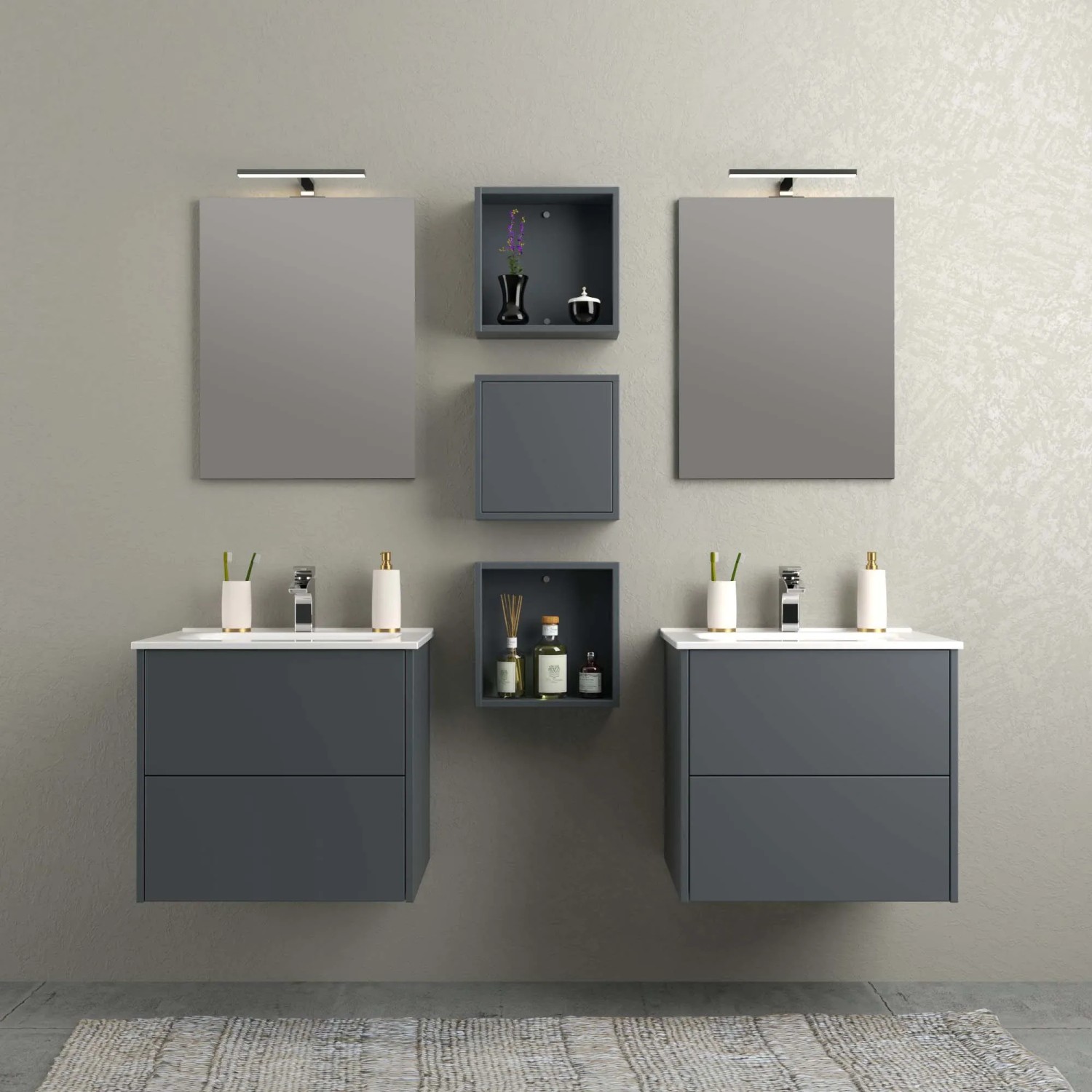 Set di mobili da bagno grigi con lavabi, specchi e mensole per l'arredo bagno.