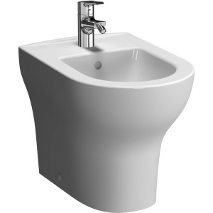 Bidet t.b.t. bianco con rubinetto, vista frontale.