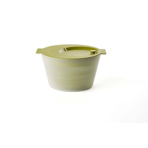 Contenitore t.b.t. con coperchio, ideale per conservare in cucina e in casa.